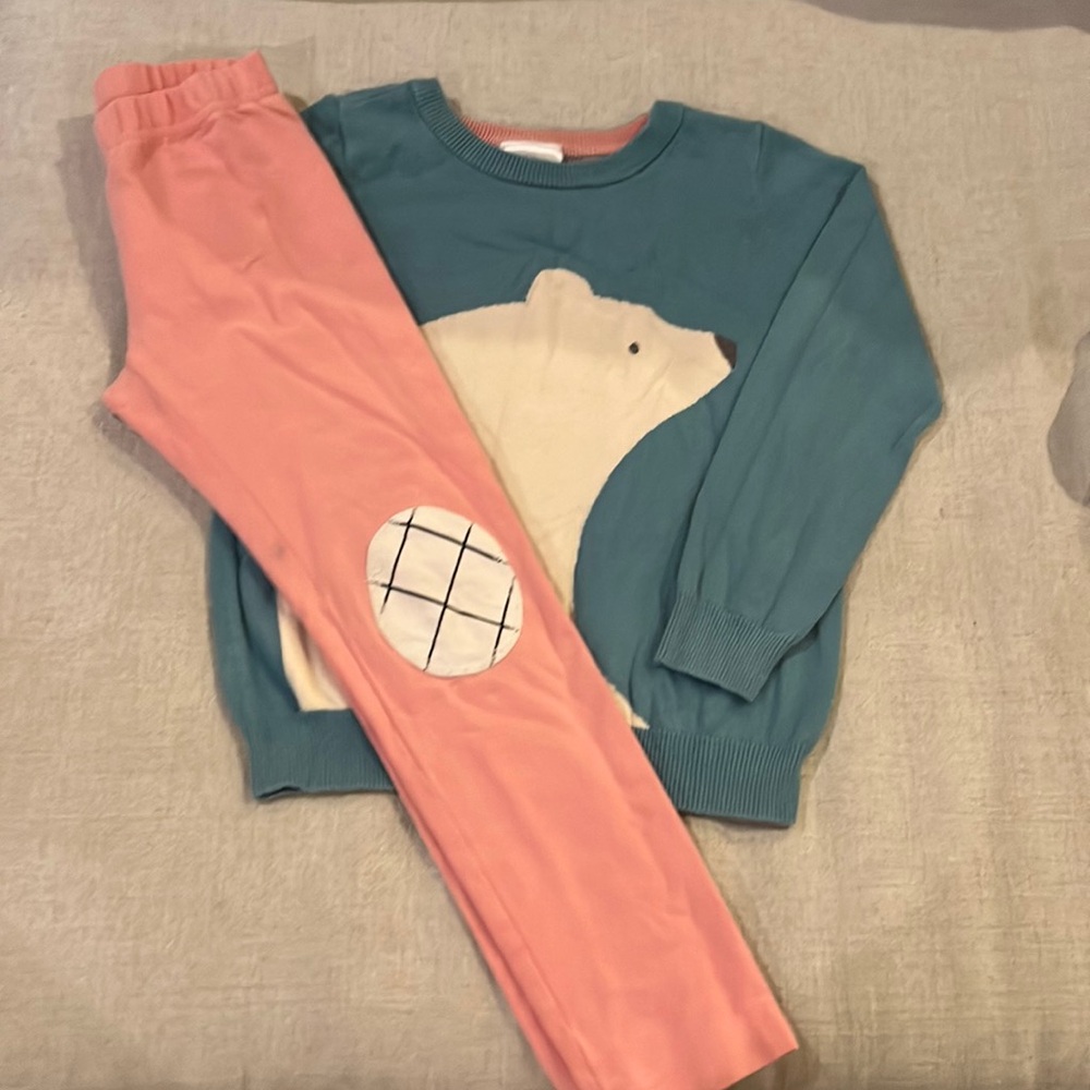 Sweater/leggings